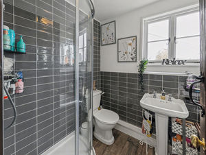 Photo 17- click for photo gallery